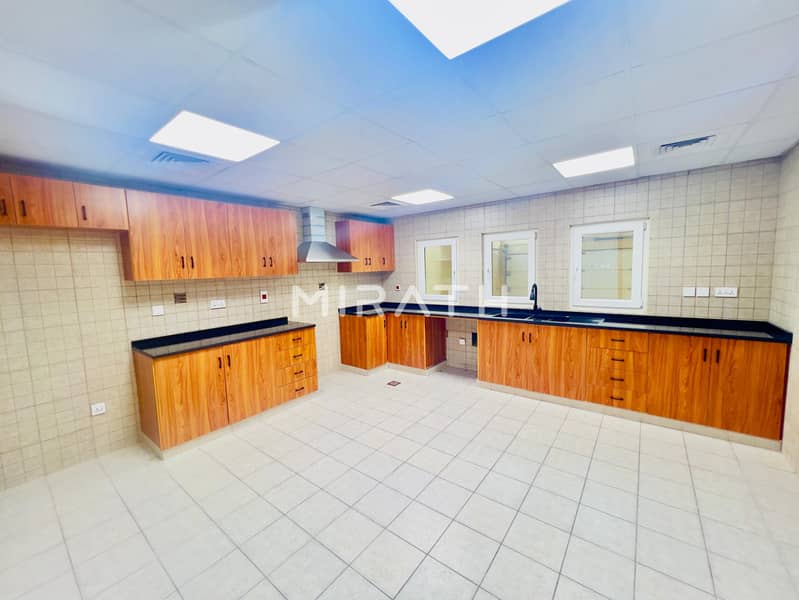 Upgraded Villa | Community pool, Gym and Garden - Image 8