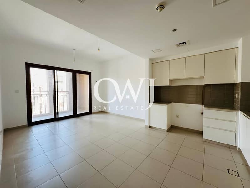 Spacious unit | Prime Location | Pool View