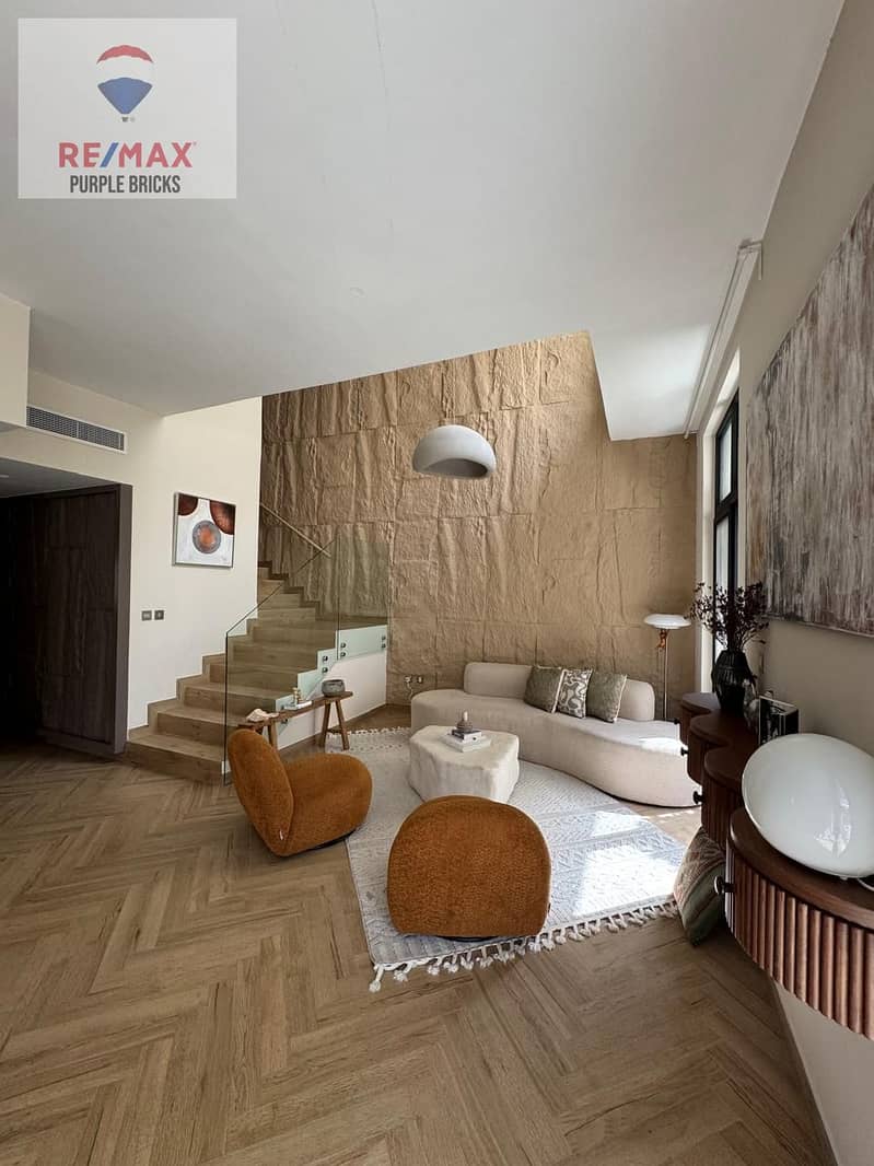 Corner Unit | Newly Upgraded Ground Floor 3BR plus Study and Maid Room with Garden