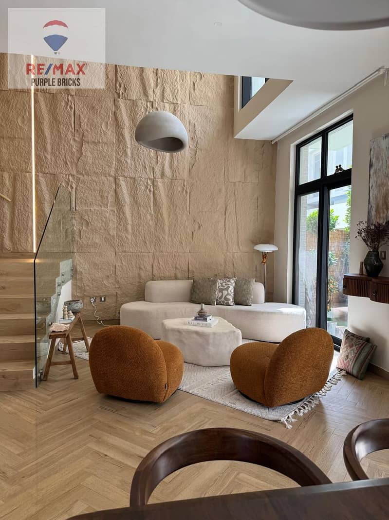 Corner Unit | Newly Upgraded Ground Floor 3BR plus Study and Maid Room with Garden