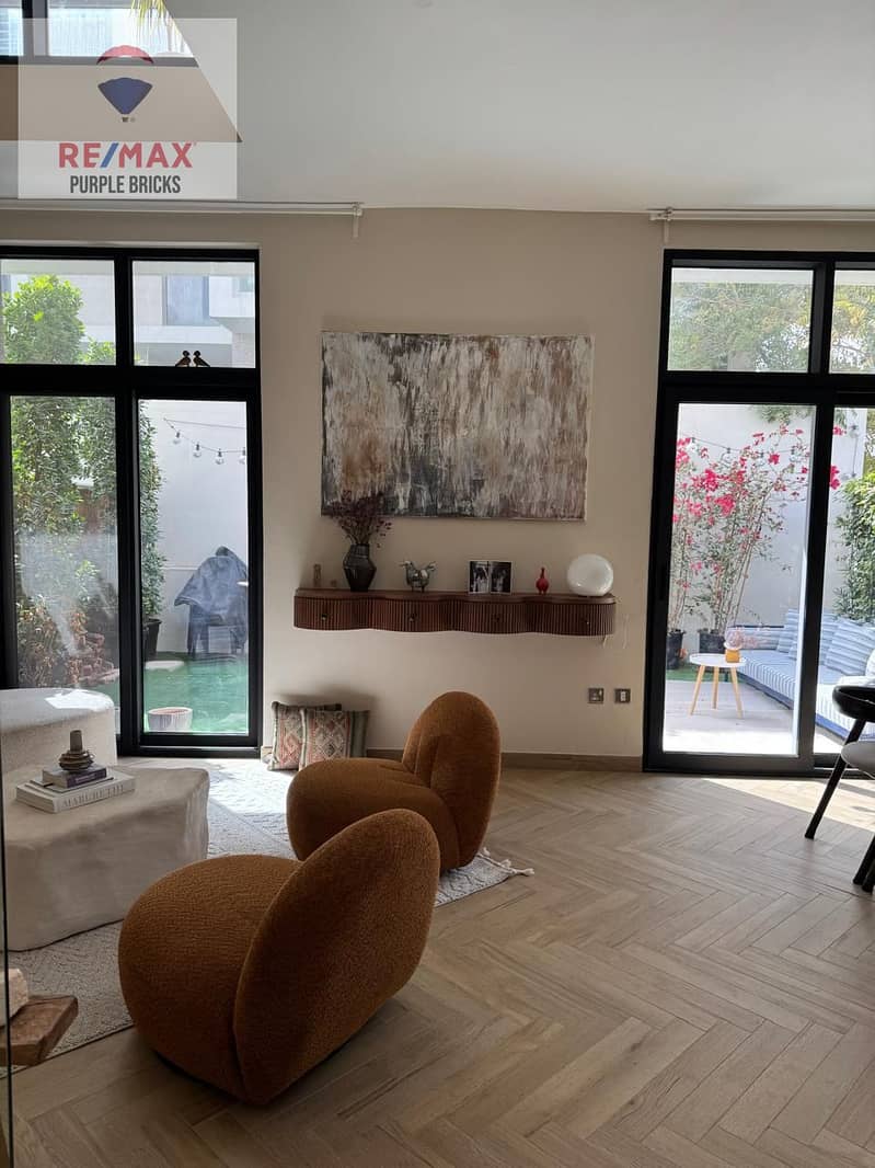 Corner Unit | Newly Upgraded Ground Floor 3BR plus Study and Maid Room with Garden - Image 11