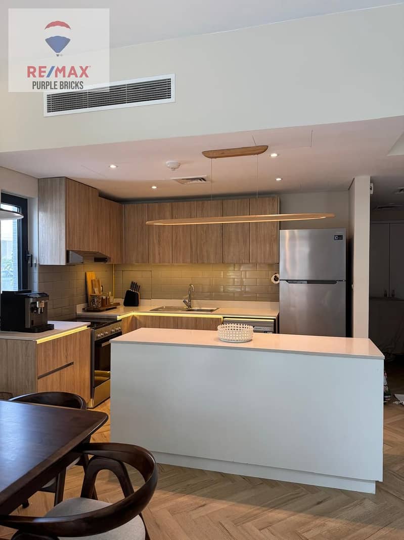 Corner Unit | Newly Upgraded Ground Floor 3BR plus Study and Maid Room with Garden - Image 13