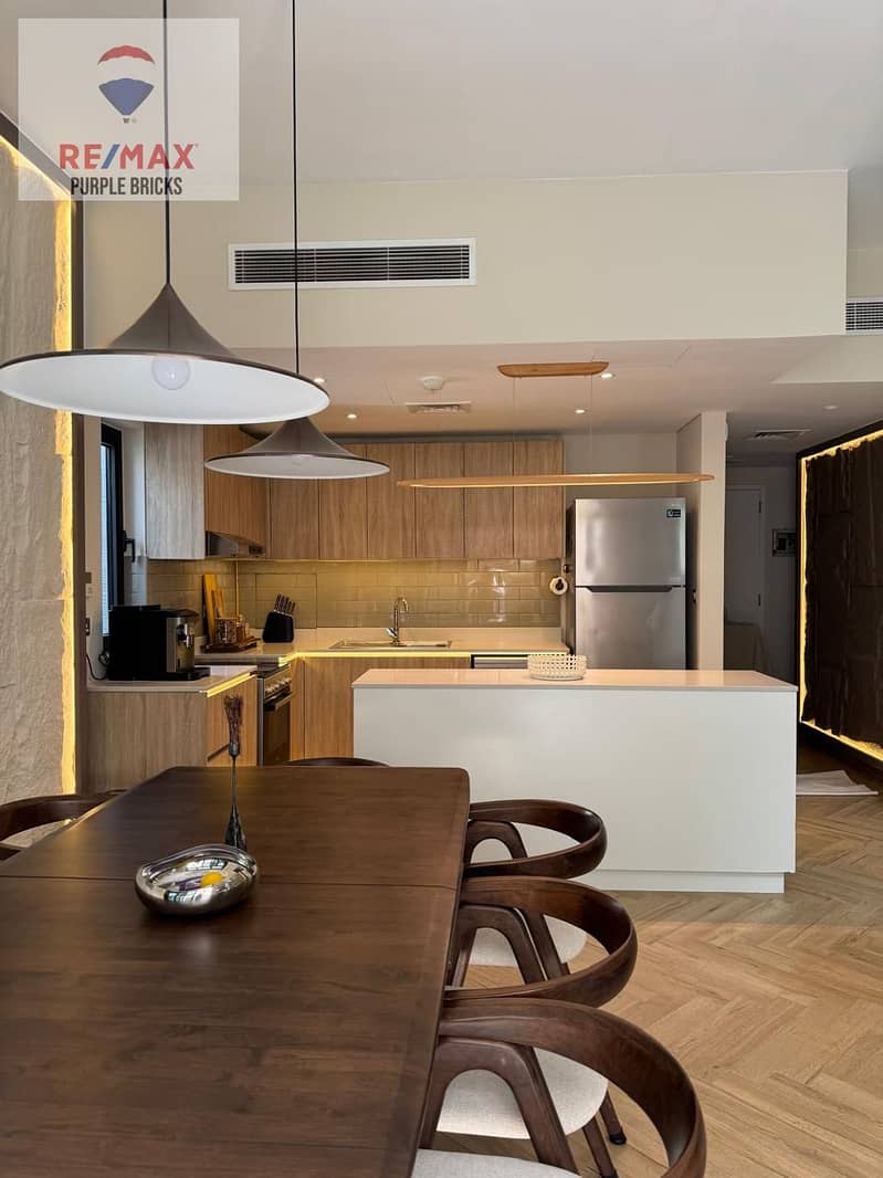 Corner Unit | Newly Upgraded Ground Floor 3BR plus Study and Maid Room with Garden - Image 14