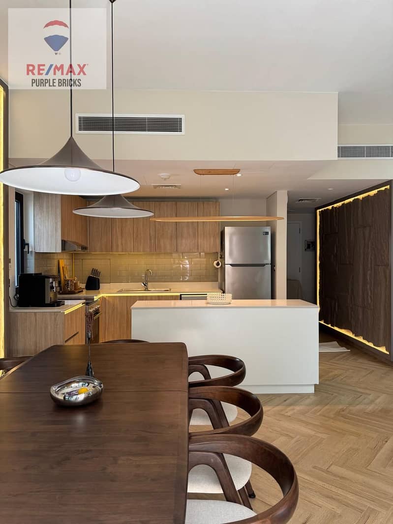 Corner Unit | Newly Upgraded Ground Floor 3BR plus Study and Maid Room with Garden - Image 15