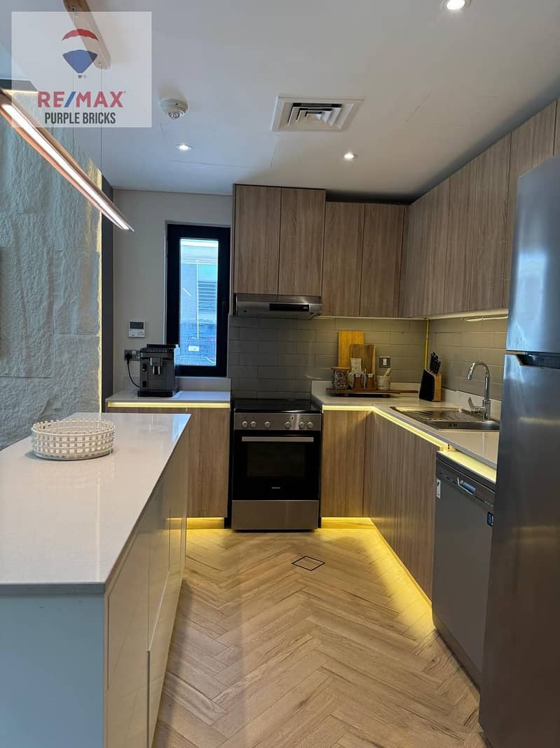 Corner Unit | Newly Upgraded Ground Floor 3BR plus Study and Maid Room with Garden - Image 17