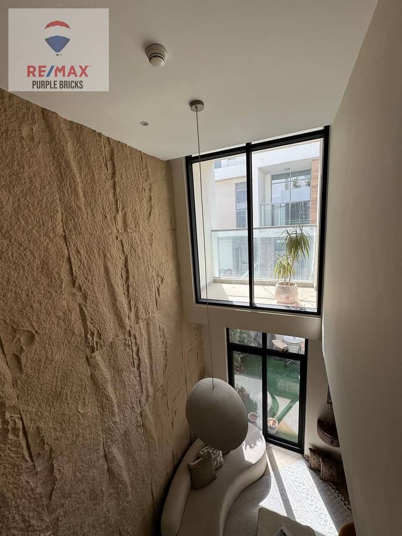 Corner Unit | Newly Upgraded Ground Floor 3BR plus Study and Maid Room with Garden - Image 24