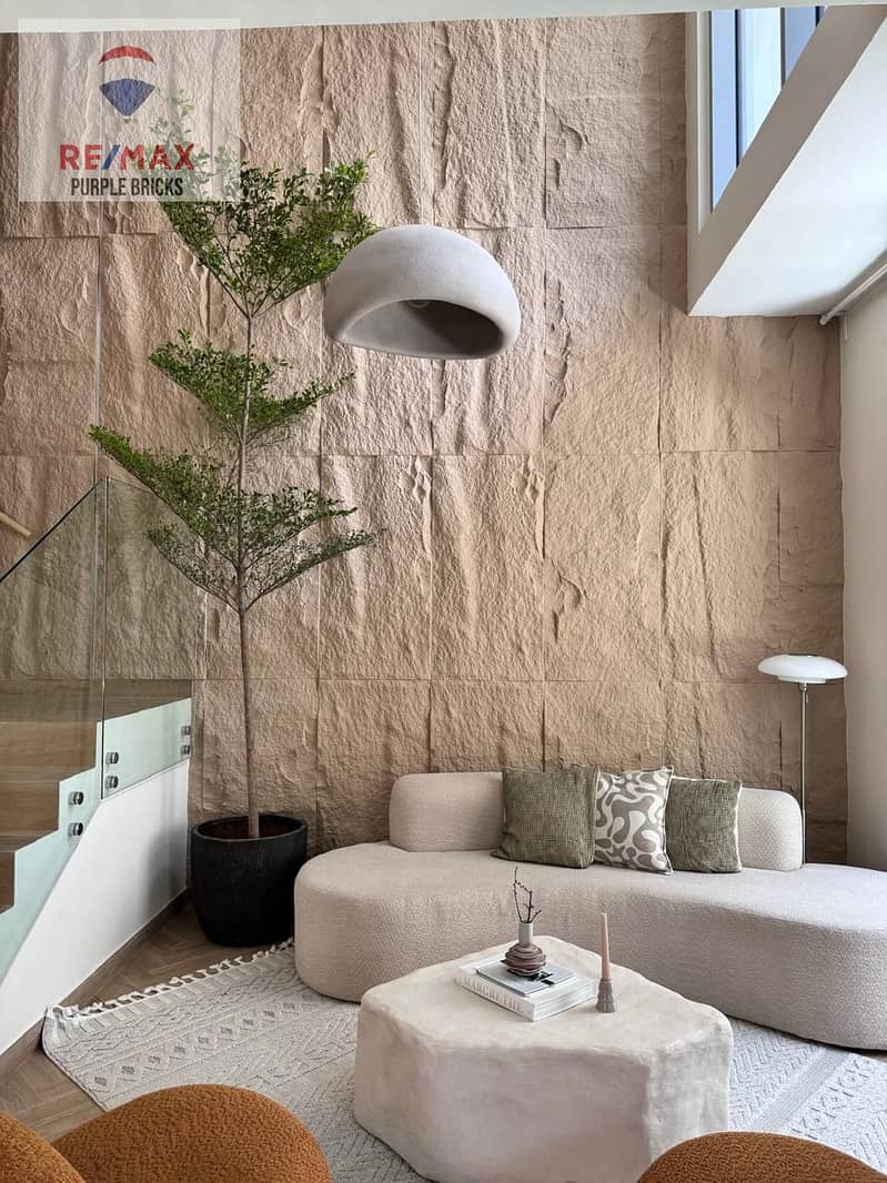 Corner Unit | Newly Upgraded Ground Floor 3BR plus Study and Maid Room with Garden - Image 27