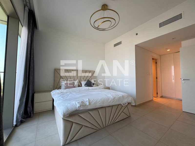 Chiller Free | Furnished | Upgraded | Vacant - Image 6