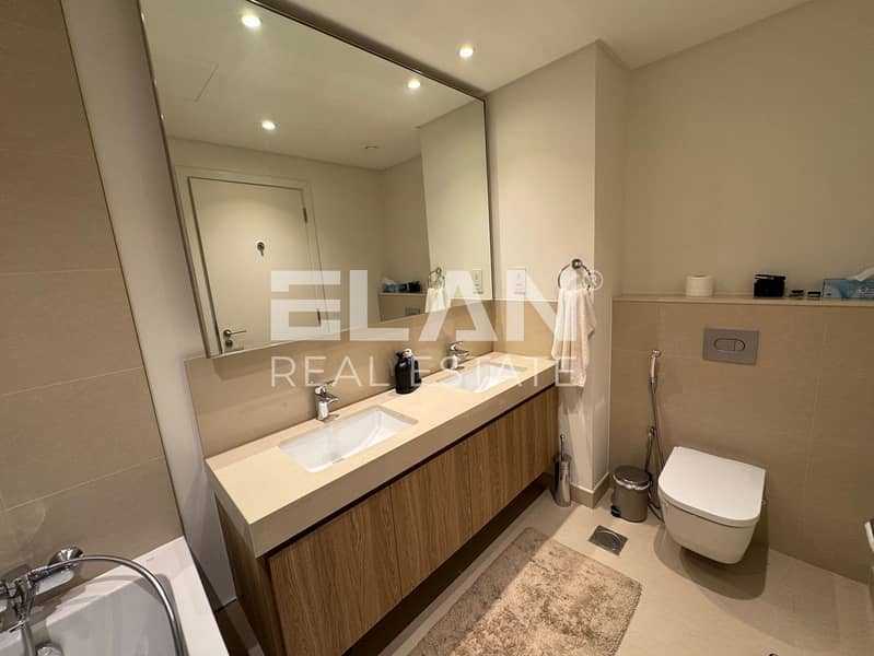 Chiller Free | Furnished | Upgraded | Vacant - Image 9