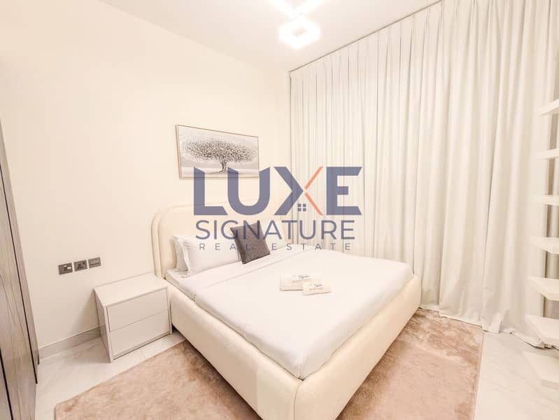 Luxury 2 Bedroom Apartment with Private Pool | Samana Golf Avenue, Dubai - Image 11