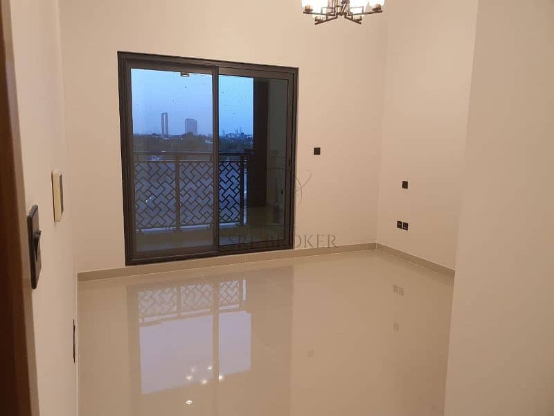 1 BHK | Unfurnished| Near to Metro