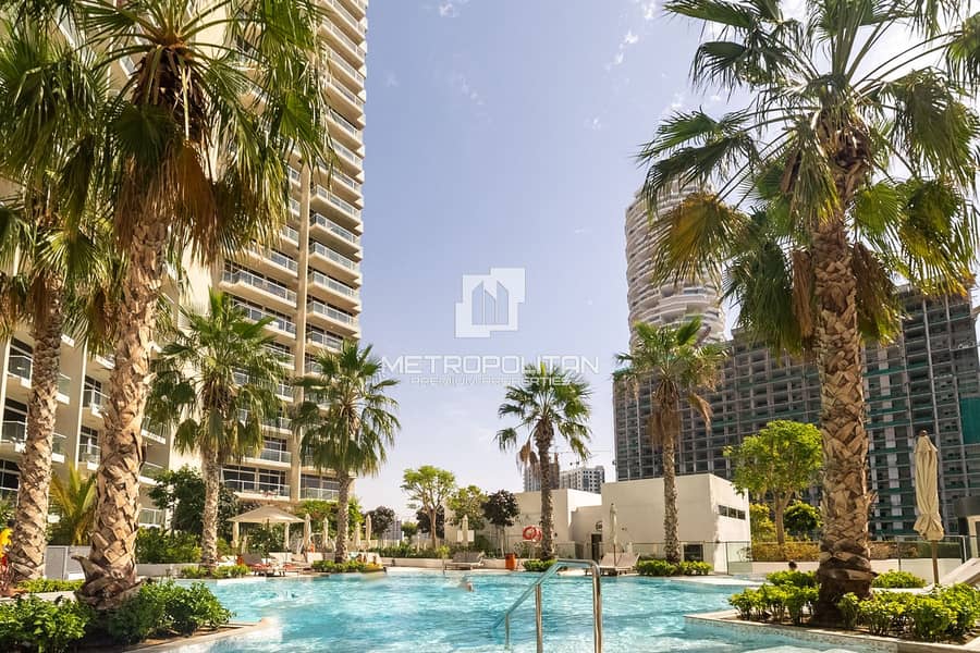 Beautifully Furnished| Upgraded| Bright| Vacant - Image 21