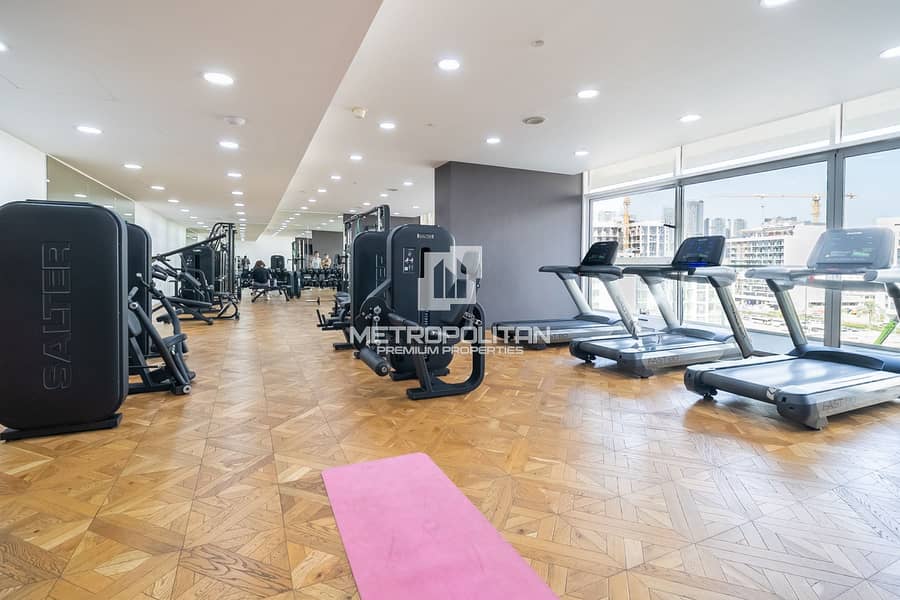 Beautifully Furnished| Upgraded| Bright| Vacant - Image 23