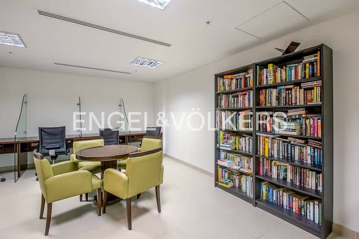 Bright Oversized Studio | Premium Emaar Community | Rare Layout - Image 15