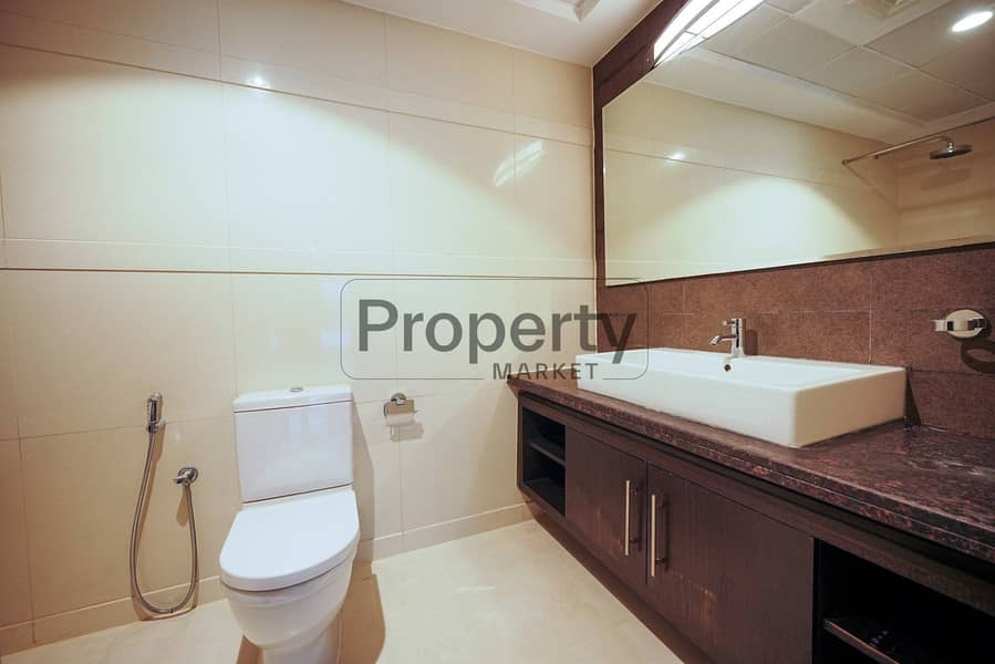 Spacious | Bright | Great Amenities | Near Metro - Image 13