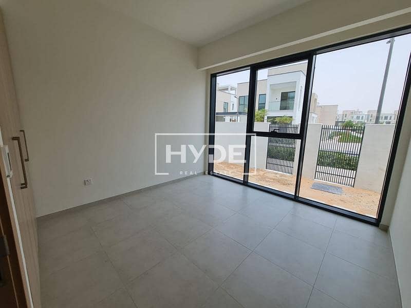 Backing Park | Close To Pool | Vacant Now