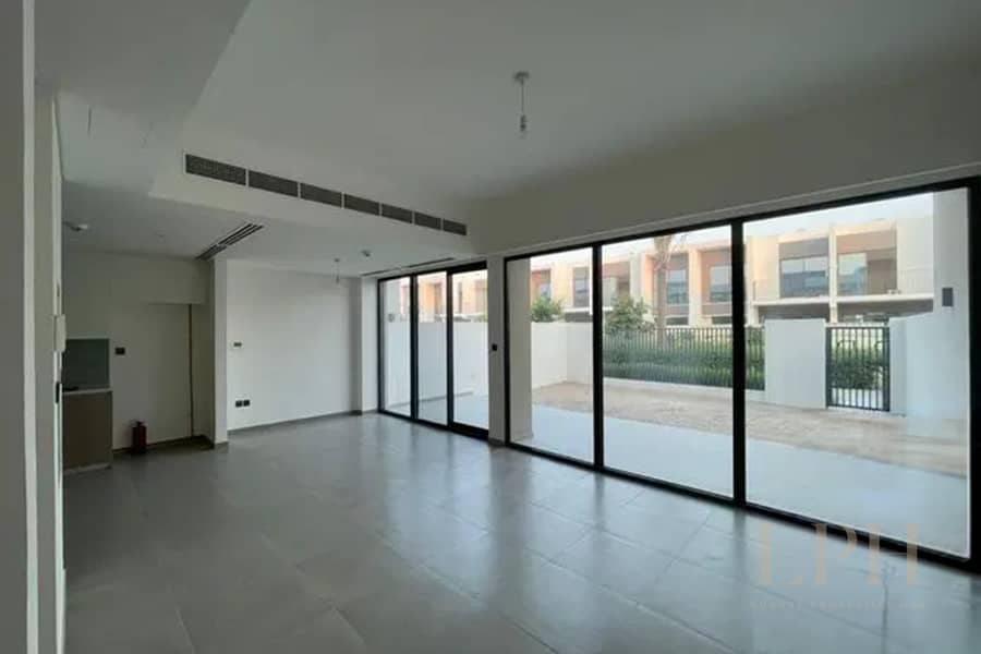 Well-Maintained | Corner Unit | White Goods