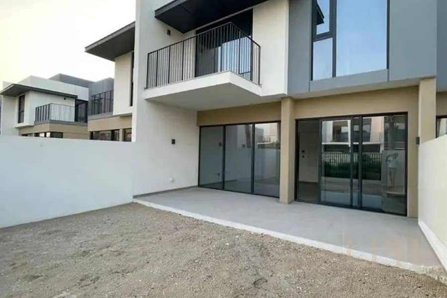 Well-Maintained | Corner Unit | White Goods