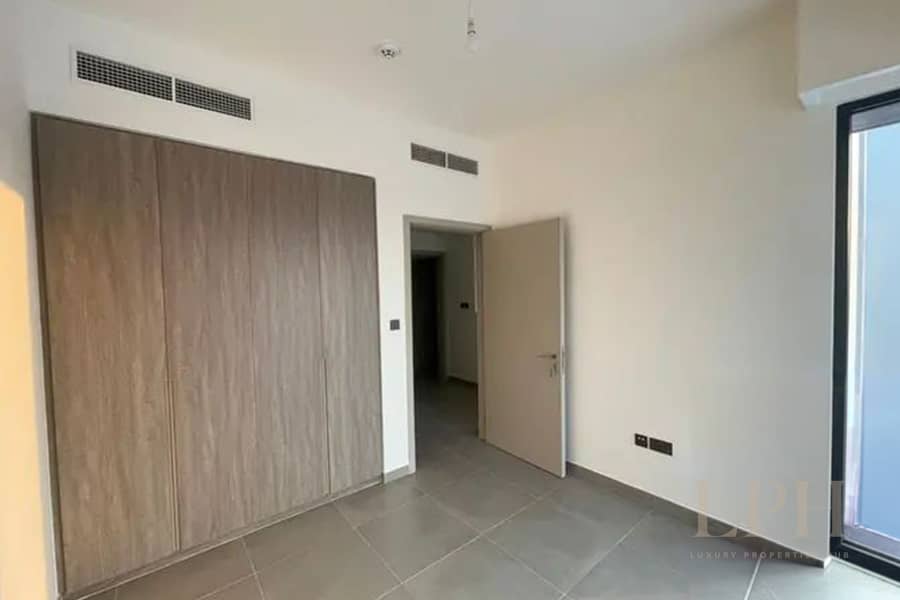 Well-Maintained | Corner Unit | White Goods - Image 7