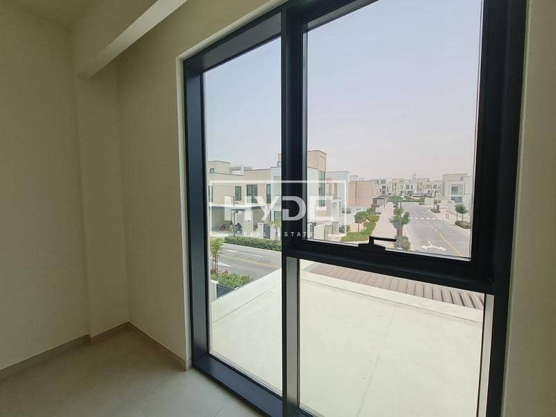 Backing Park | Close To Pool | Vacant Now - Image 8