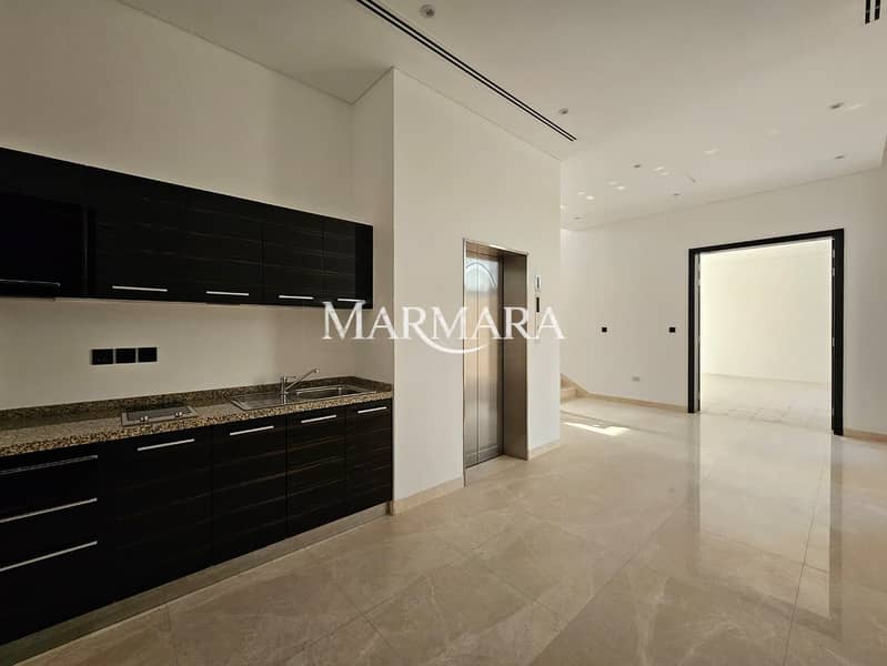 Spacious 6-Bed | Private Garden | Jumeirah 1 - Image 27