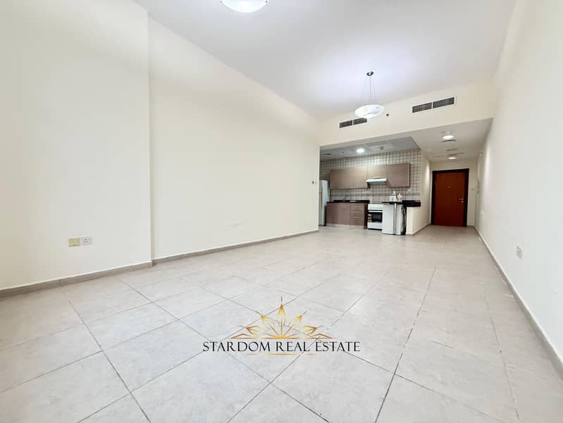 1 BR | HIGHER FLOOR | CHILLER FREE