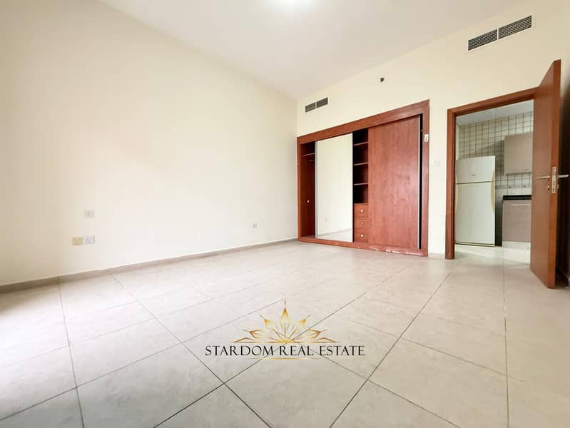 1 BR | HIGHER FLOOR | CHILLER FREE