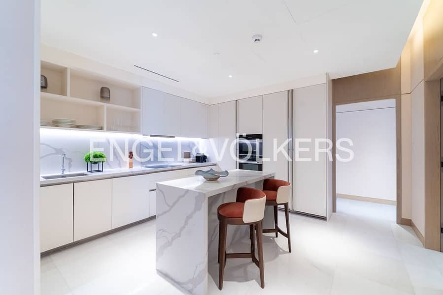 Panoramic Sea Views | Luxury Beachfront Living - Image 8