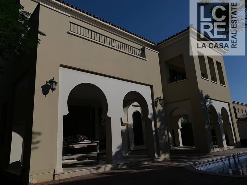 Stand Alone I Elegant 3+M with Private Pool Stand Alone I Elegant 3+M with Private Pool