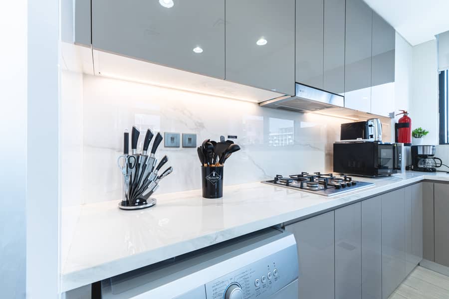 7 Kitchen 3. jpg