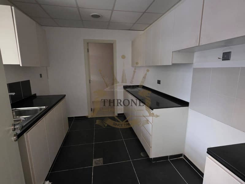 R2-M| BEST PRICE | VASTU| HUGE BUILT-UP