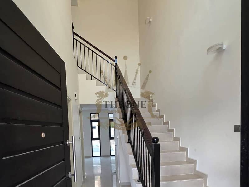 R2-M| BEST PRICE | VASTU| HUGE BUILT-UP - Image 6