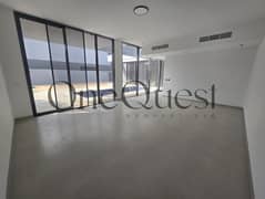 5 BED villa for rent in massar kaya