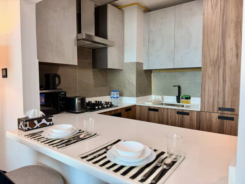 Urban Lifestyle | Smart Buy | Furnished - Image 5