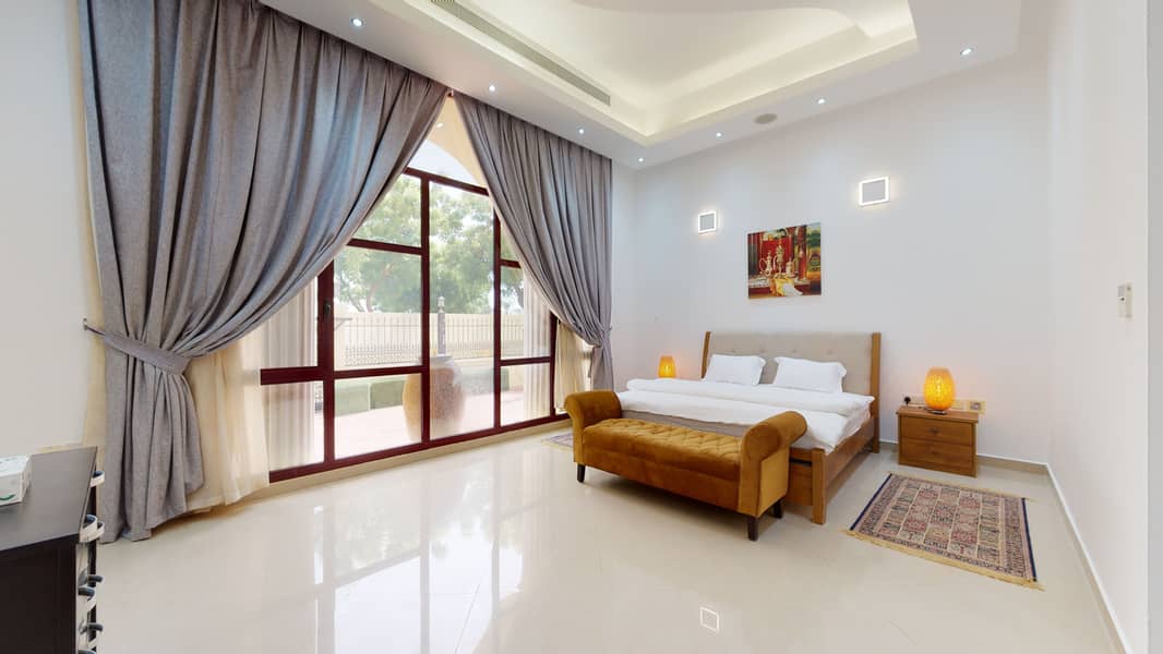 18 Villa-E50-Emirates-Hills-07262022_084815. jpg
