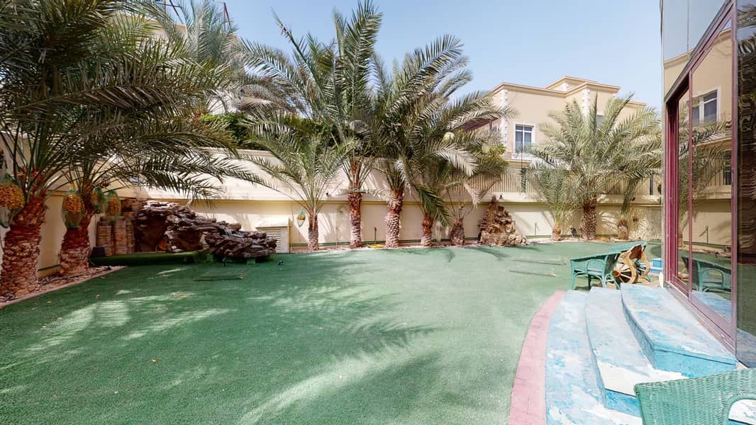 23 Villa-E50-Emirates-Hills-07262022_091916. jpg