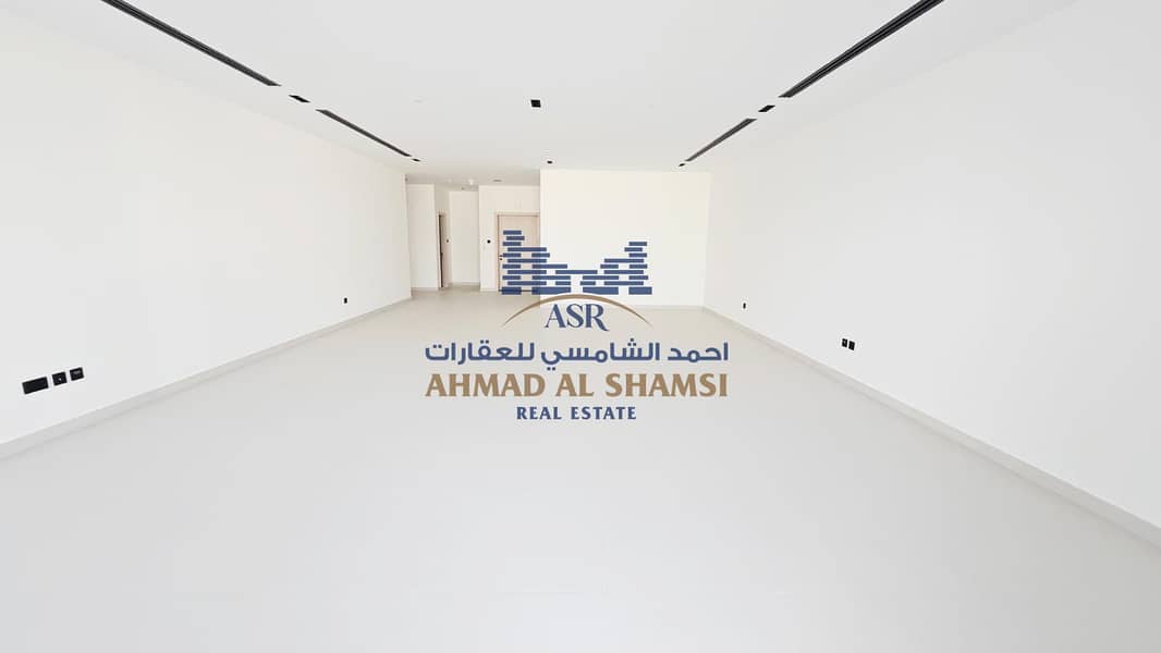 Luxurious New 3BR + Maids Room || Waterfront || Panoramic View || 2 Car Parkings || Big Terrace || All Amenities Free - Image 36