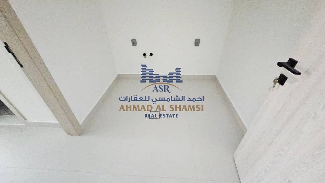 Luxurious New 3BR + Maids Room || Waterfront || Panoramic View || 2 Car Parkings || Big Terrace || All Amenities Free - Image 42