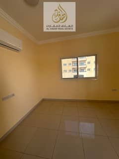 استوديو رووف واسع أول ساكن | الروضة 1 | بجوار شرطة الحميدية