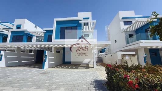 5 Bedroom Townhouse for Rent in DAMAC Lagoons, Dubai - 6c1aea33-fdea-4b99-ade0-8a7dd1672974. jpg