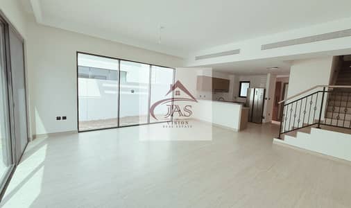 4 Bedroom Townhouse for Rent in DAMAC Lagoons, Dubai - cd9d91c8-9ab0-4fcc-af8c-3068a2d54ab2. jpg