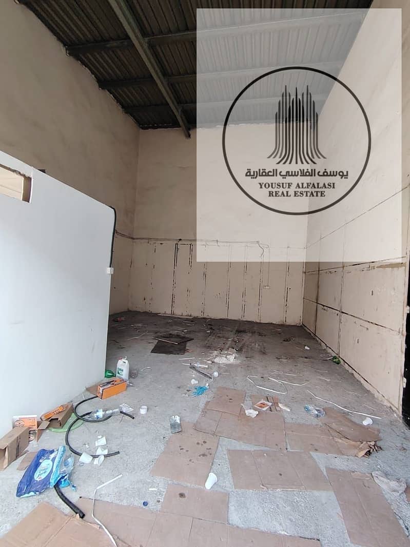 Warehouses for Rent in Ajman Industrial Area | Warehouse with Office and Flexible Options, 900 sq ft - View 2