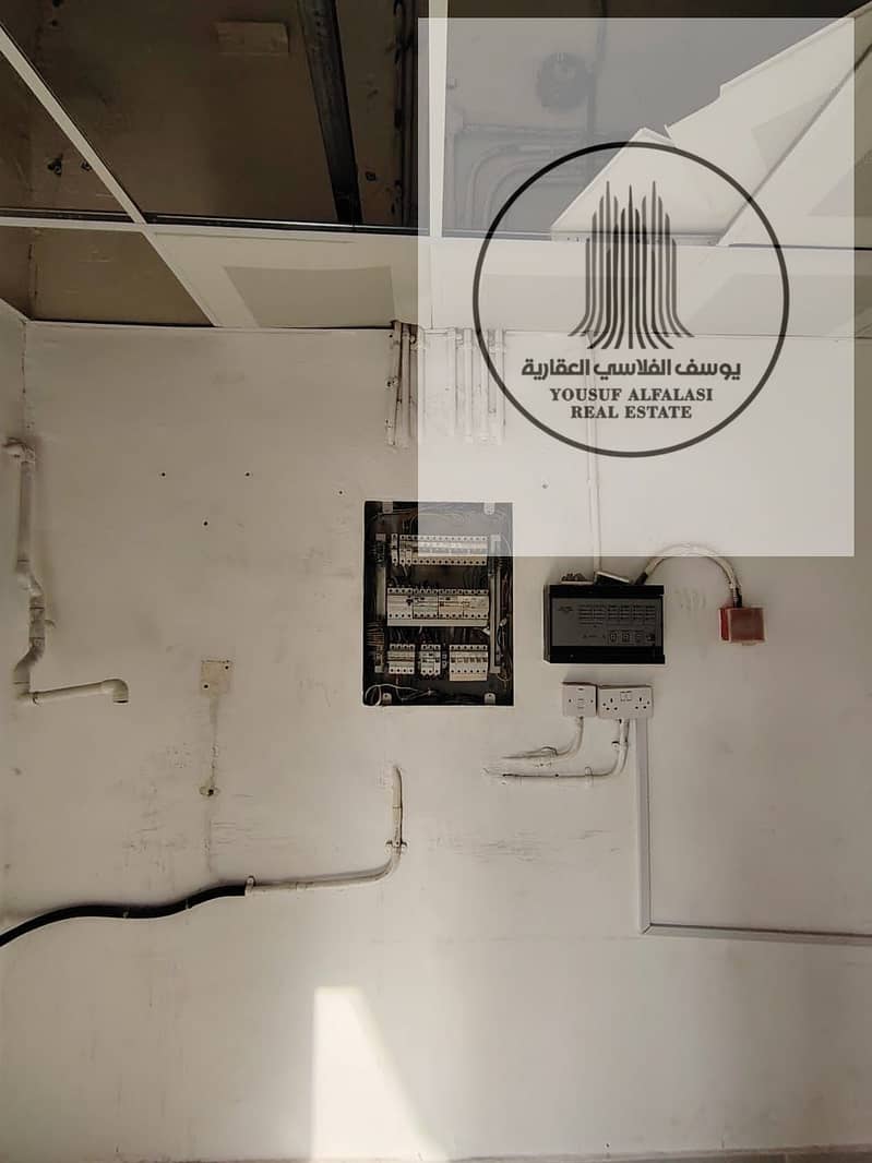 Warehouses for Rent in Ajman Industrial Area | Warehouse with Office and Flexible Options, 900 sq ft - More