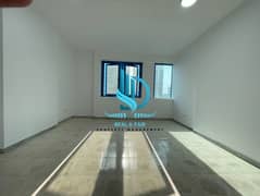 شقة في شارع المطار 2 غرف 80000 درهم - 14234357