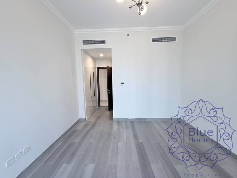 3 BHk | Amazing View | With Miad Room | lavish |