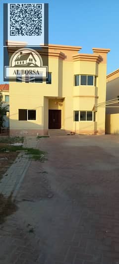 فيلا للإيجار في الجرف 1 – 5 غرف + صالة + حوش كبير 7,000 قدم | 120,000 درهم دفعات