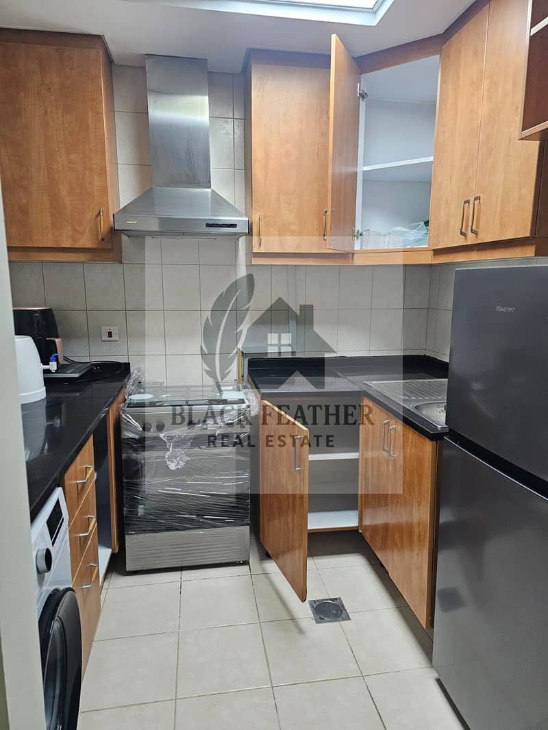 WELL MAINTAINED FULLY FURNISHED STUDIO NEXT TO METRO AND CARREFOUR @ 58K