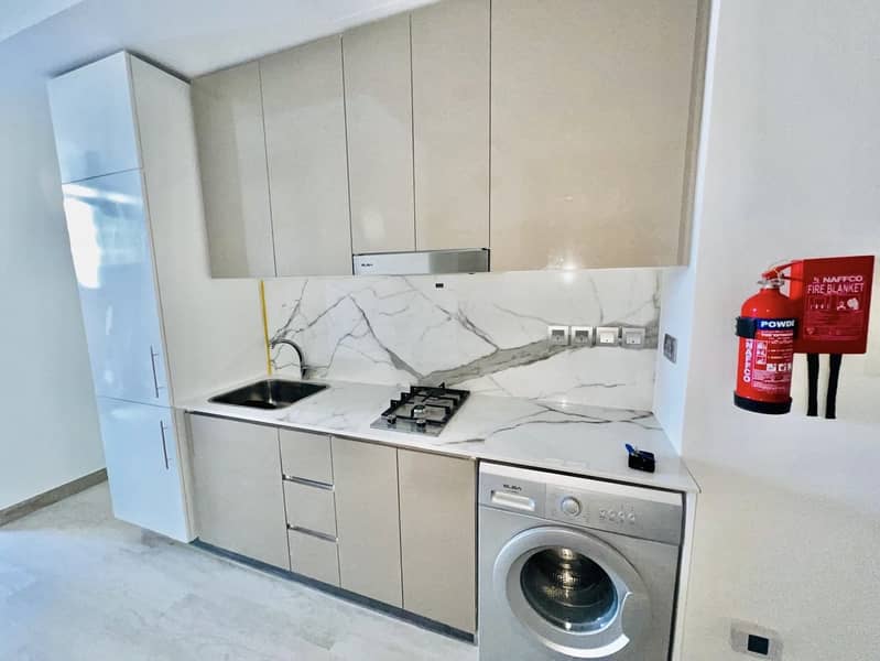 Spacious Chiller-Free Studio for Rent | Full Amenities | Prime Location