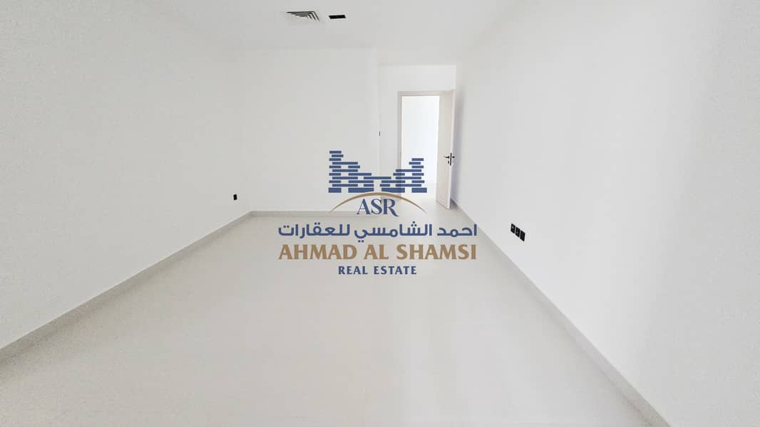 Modern Design || Fully Brand New || Fully Sea View || 3BHK + Maid || All Master || Gym,Pool, Play Area || 2 Parking || Ready To Move || On Very Prime location - Image 27