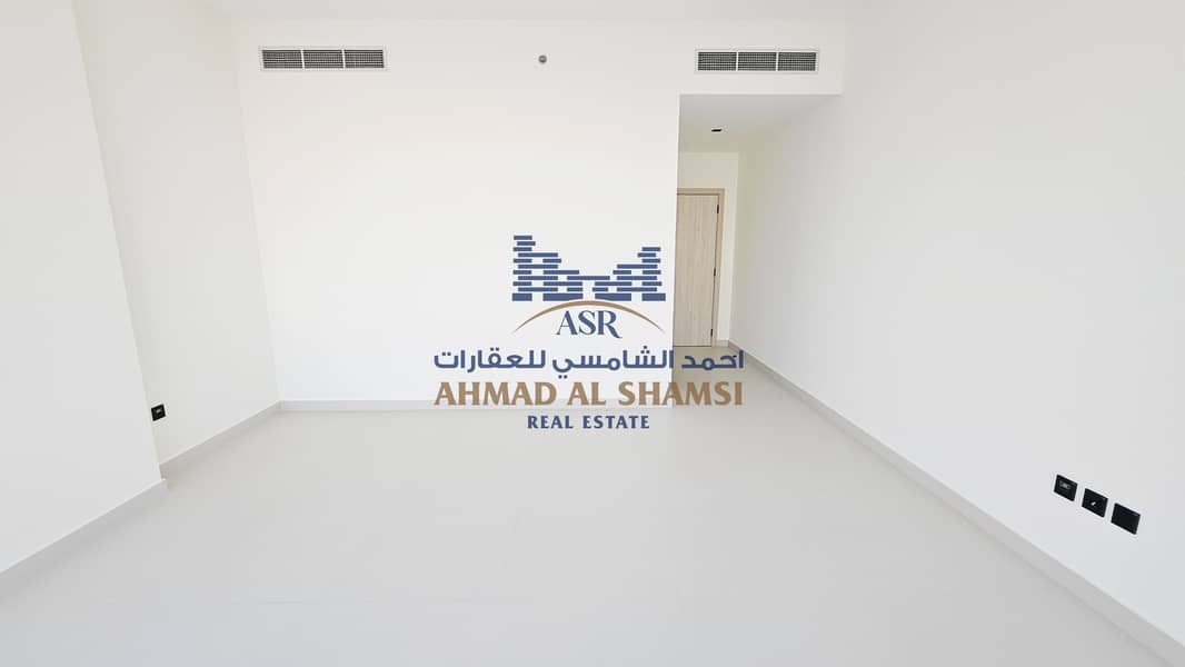 Modern Design || Fully Brand New || Fully Sea View || 3BHK + Maid || All Master || Gym,Pool, Play Area || 2 Parking || Ready To Move || On Very Prime location - Image 31